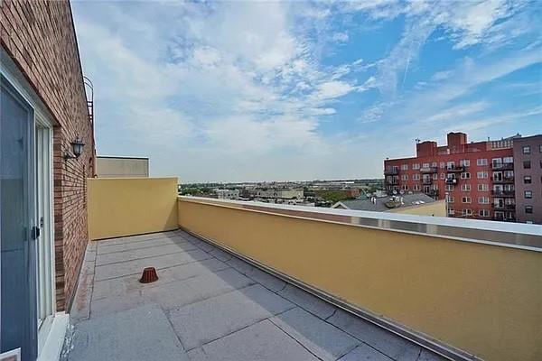 Photo - 2848 W 15th St