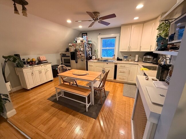 Photo - 22 Linden Rd Unidad 3