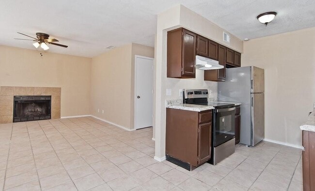 Photo - 8117 Foxfire Ln Unit A