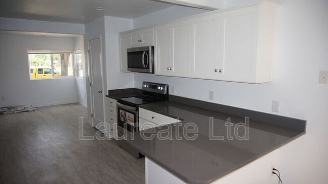 Photo - 1800 S Cook St