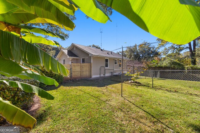 Photo - 1416 Woodland Hills Dr NE