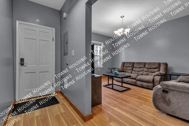 Photo - 238 Trenton Ave Unit 1