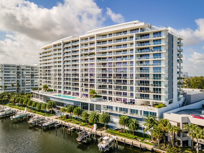 Photo - Riva Apartments