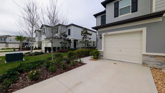 Photo - 6049 Shiner St