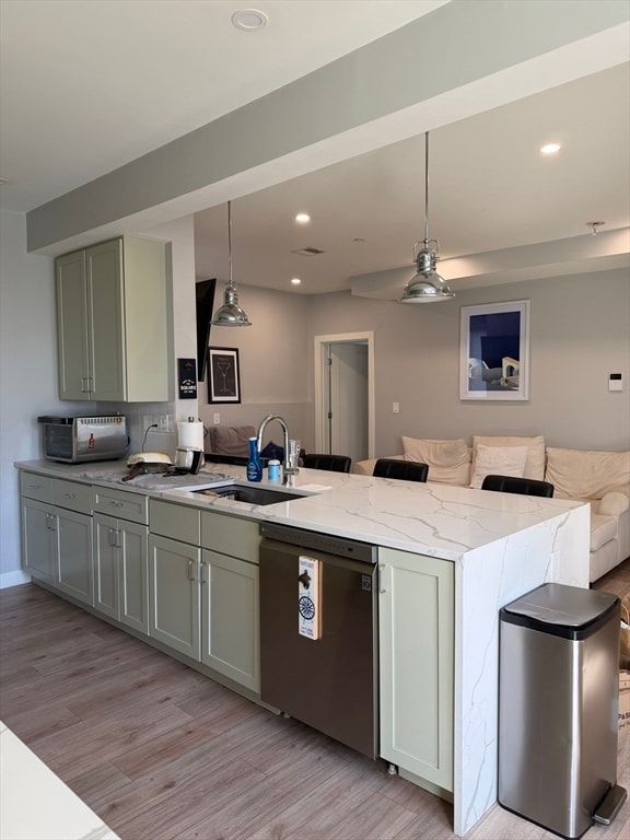 Photo - 415 E 7th St Unidad 2