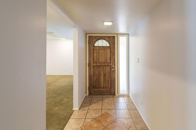 Photo - 1113 E Balboa Dr