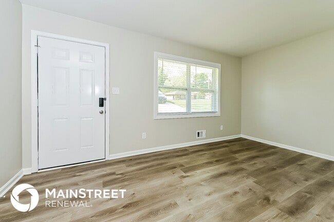 Photo - 2816 Knollview Dr