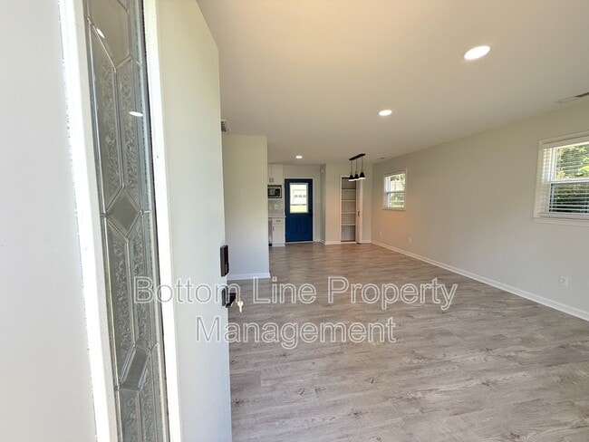 Photo - 4108 Mellon Rd