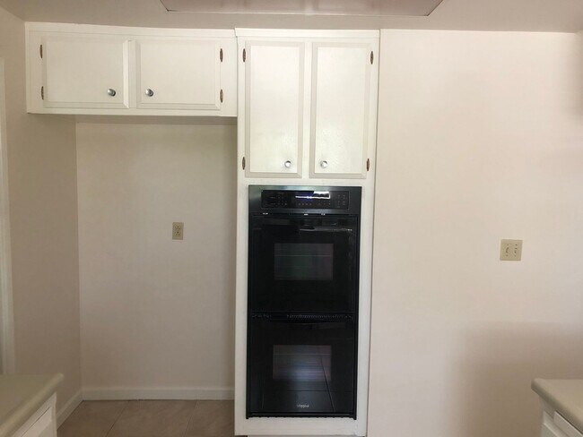 Photo - El Dorado Hills Charming Home in Well Esta...