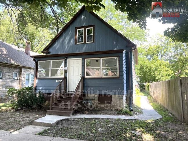 Building Photo - 5426 N 41st St