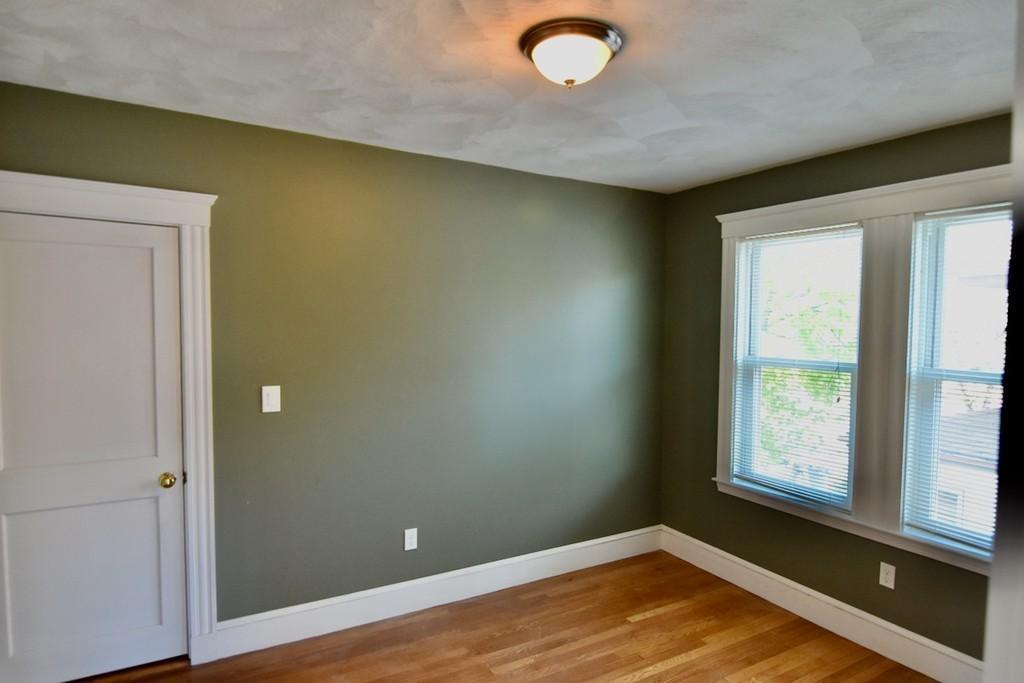 Photo - 106 Brook St Unit 2