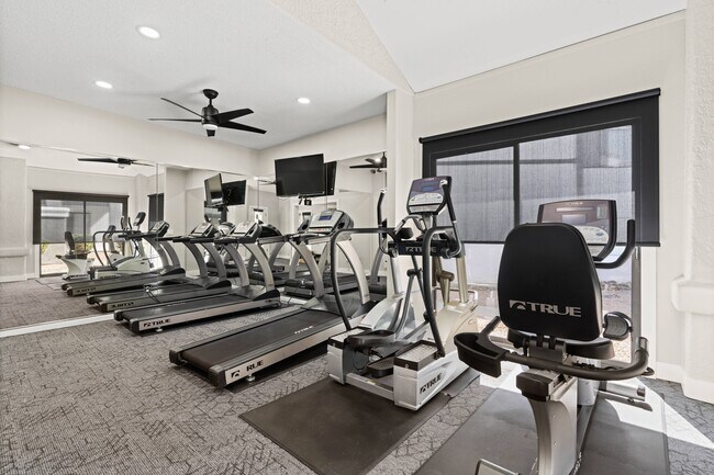 Aventura Apartments
