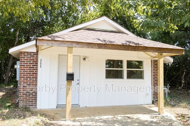 Building Photo - 358 Derby Cir