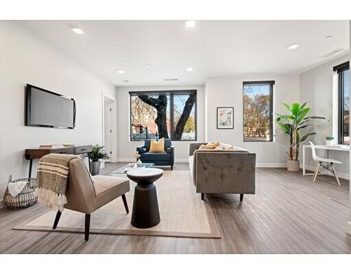 Photo - 419 Harvard St Unit 3