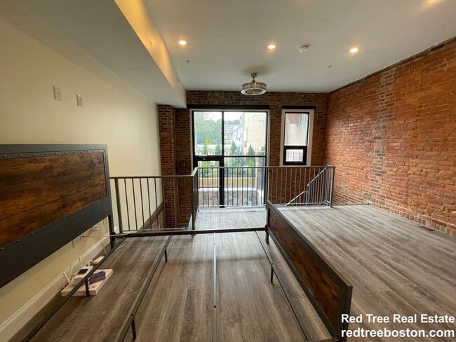 Photo - 1030 Commonwealth Ave