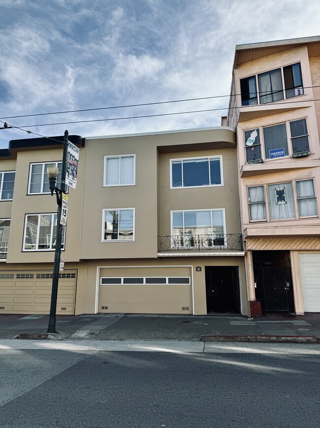 Photo - 1683 Union St Condo Unit 1683