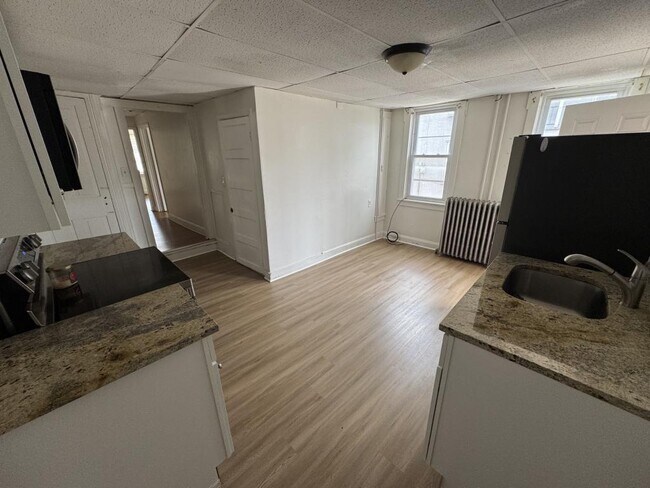 Photo - 1031 Spruce St