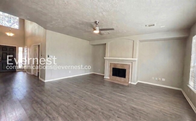 Photo - 6411 Sparrows Glen Ln