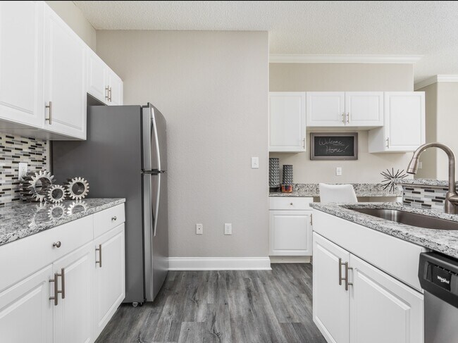 Upgraded Kitchen with Stainless Steel Appliances