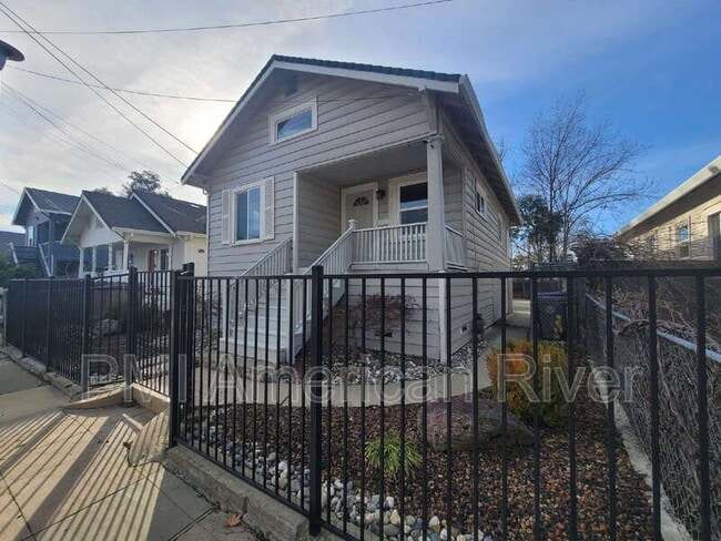 Building Photo - 3102 40th St