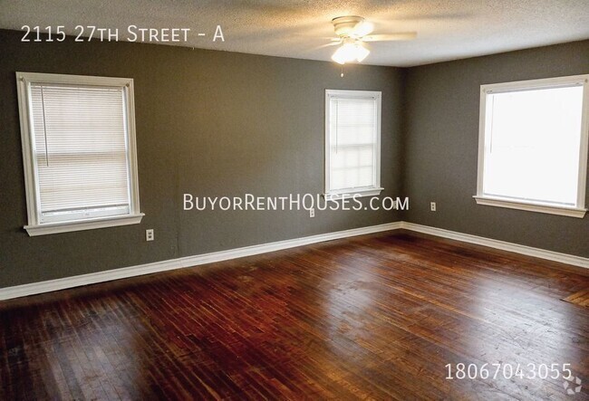 Building Photo - Handyman Special $99 Move in + Admin Fee /... Unit A Rental