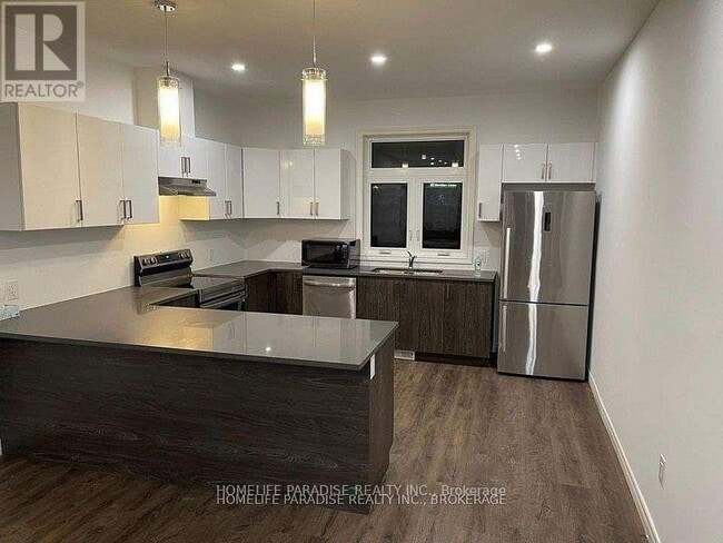 Photo - 125 Summersides Blvd