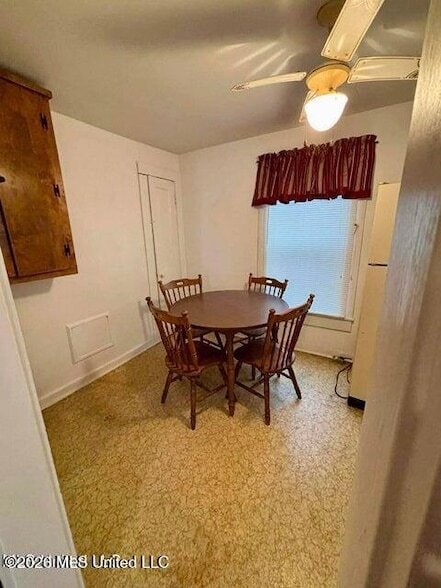 Photo - 156 W Enterprise St