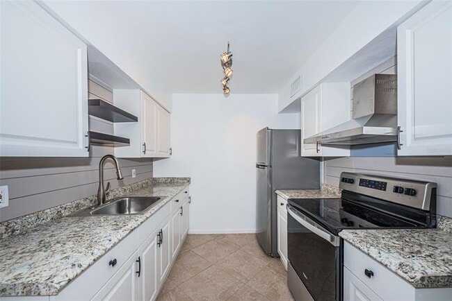 Photo - 2308 1st St Unit 4