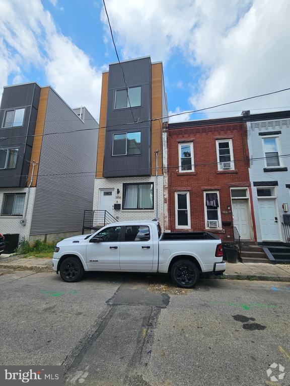 Building Photo - 1856 N Marston St Rental