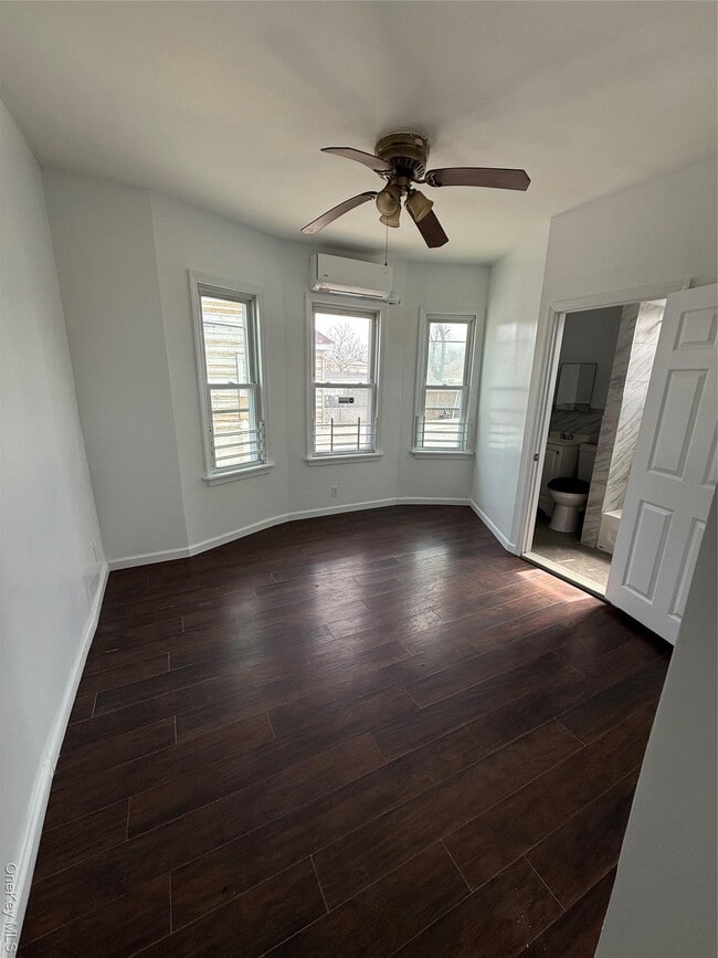 Building Photo - 153-12 122nd Ave