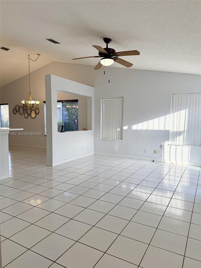 Photo - 4340 Pine Ridge Ct