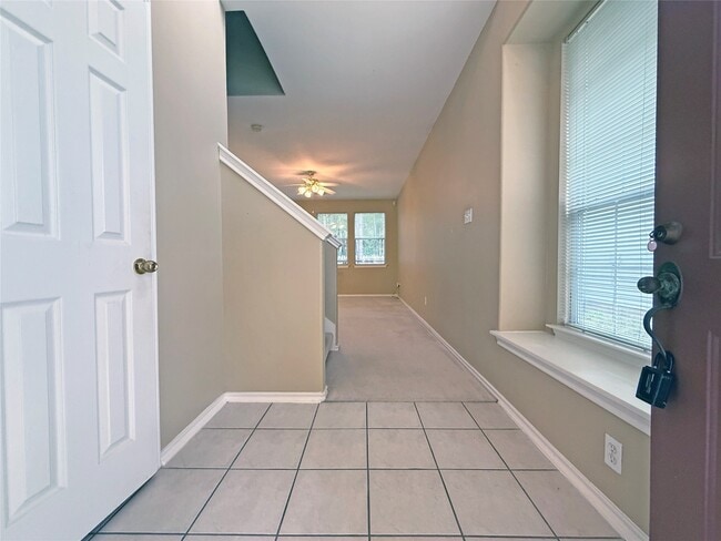 Photo - 63 Ledgestone Pl