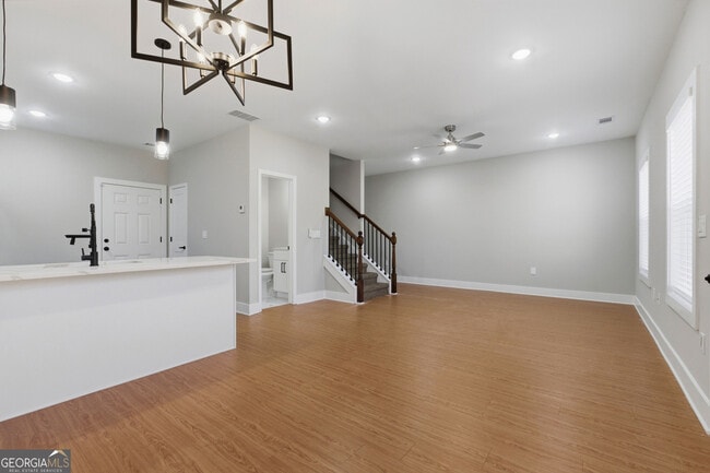 Photo - 1015 Lyndon Ave