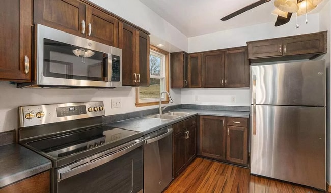 Updated Kitchen - 424 N Lake Ave