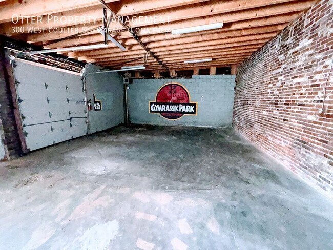 Photo - 300 W Coulter St Unit Garage (Commercial)