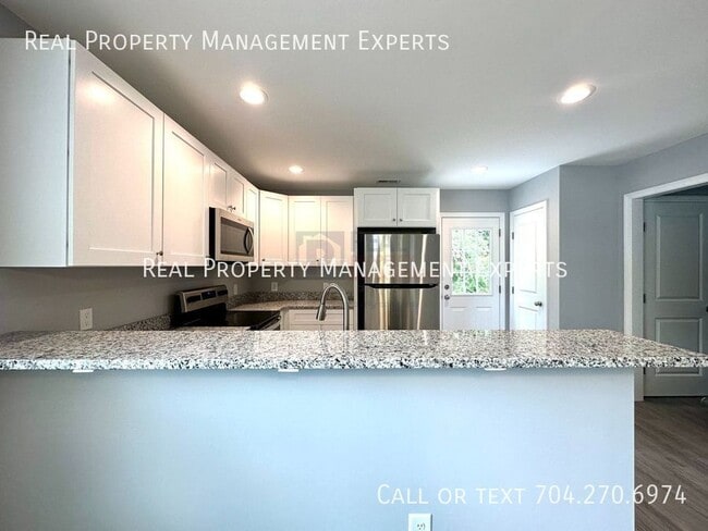 Photo - 310 Glenn Ave