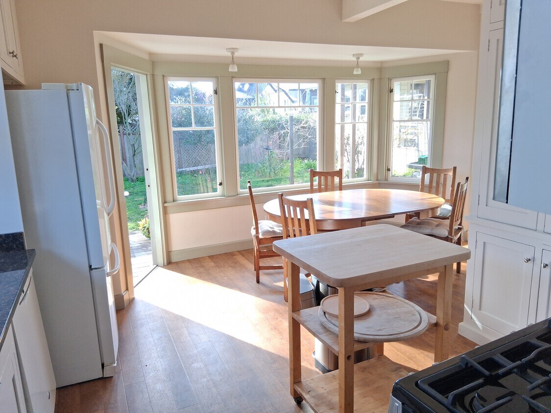 Photo - 920 Ensenada Ave (Berkeley, CA)