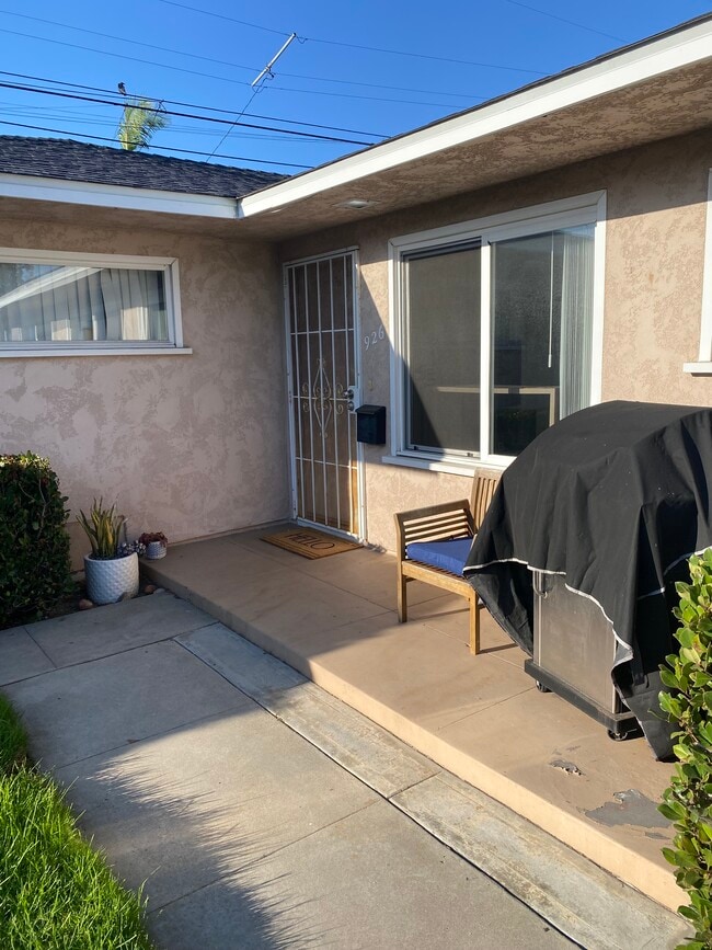 Photo - 926 Chalcedony St House