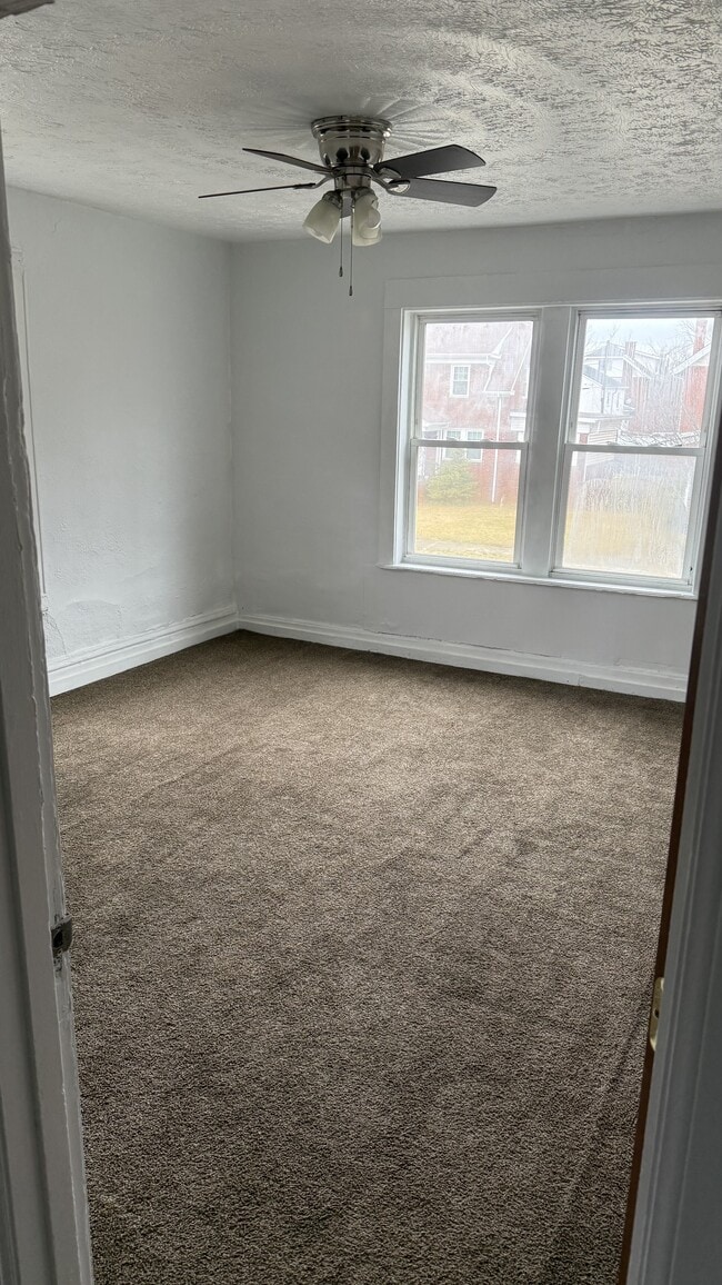 Photo - 3139 3rd Ave Unit B