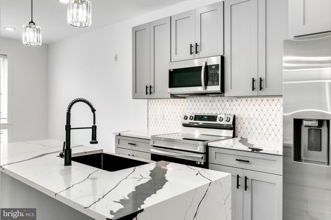 2054 N 2nd St Unit 6