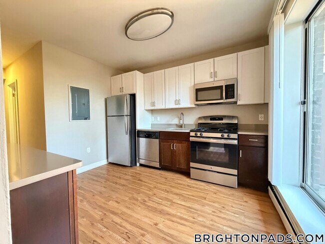 Photo - 9 Bronsdon St Unit 19B-F