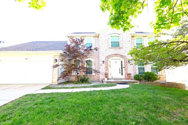 Photo - 5 Bed 3.5 Bath Chesterfield Charmer