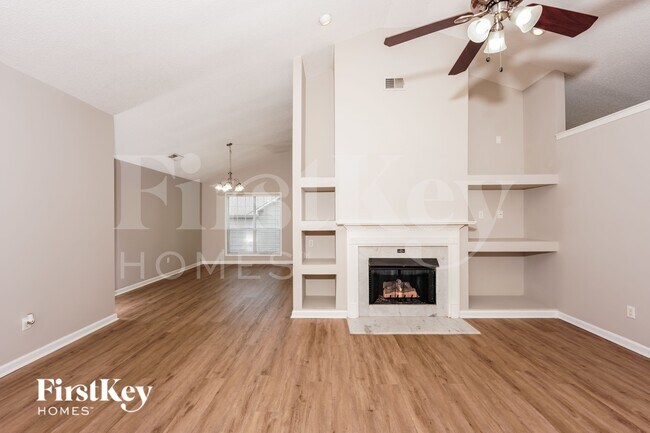 200 Summer Hill Dr
