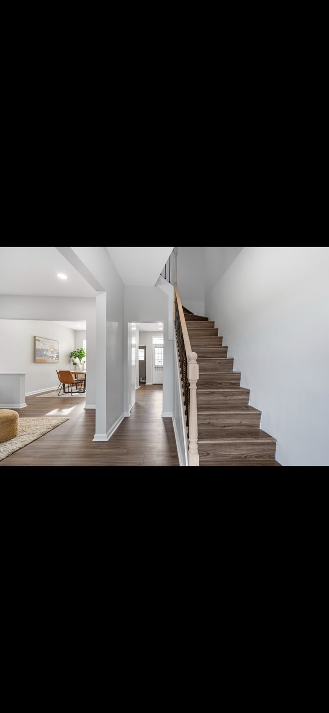 Photo - 1415 Carswell St House