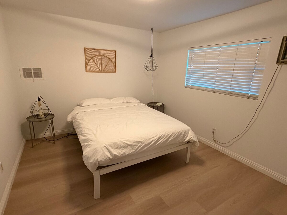 Photo - 18507 Vidora Dr Unit B