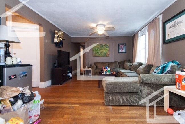 Photo - 9 Wadsworth St Unit 1