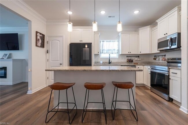 Photo - 1536 Beekman St