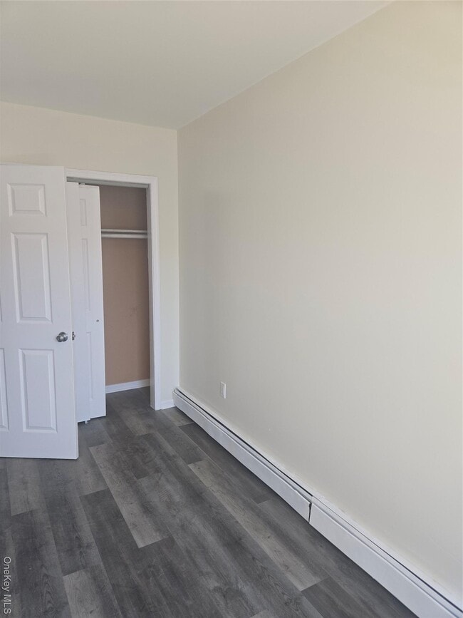 Photo - 404 E 54th St Unidad 3