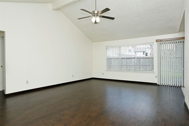 Photo - 1418 Crawley Ct