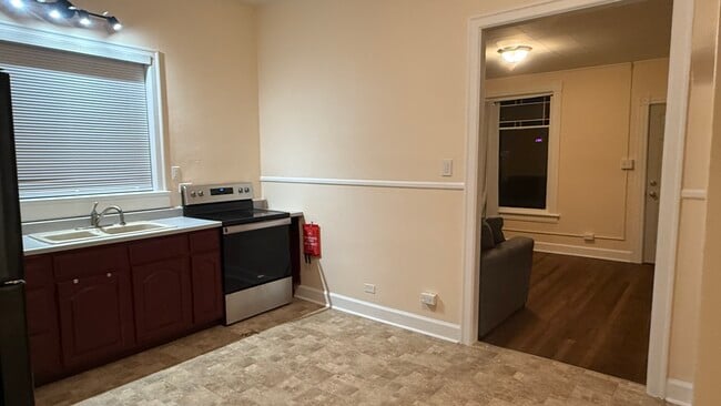 Photo - 678 S Dakota St